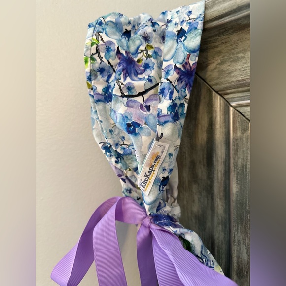 Floral Kim Kaps Surgical Scrub Hat - Picture 2 of 2